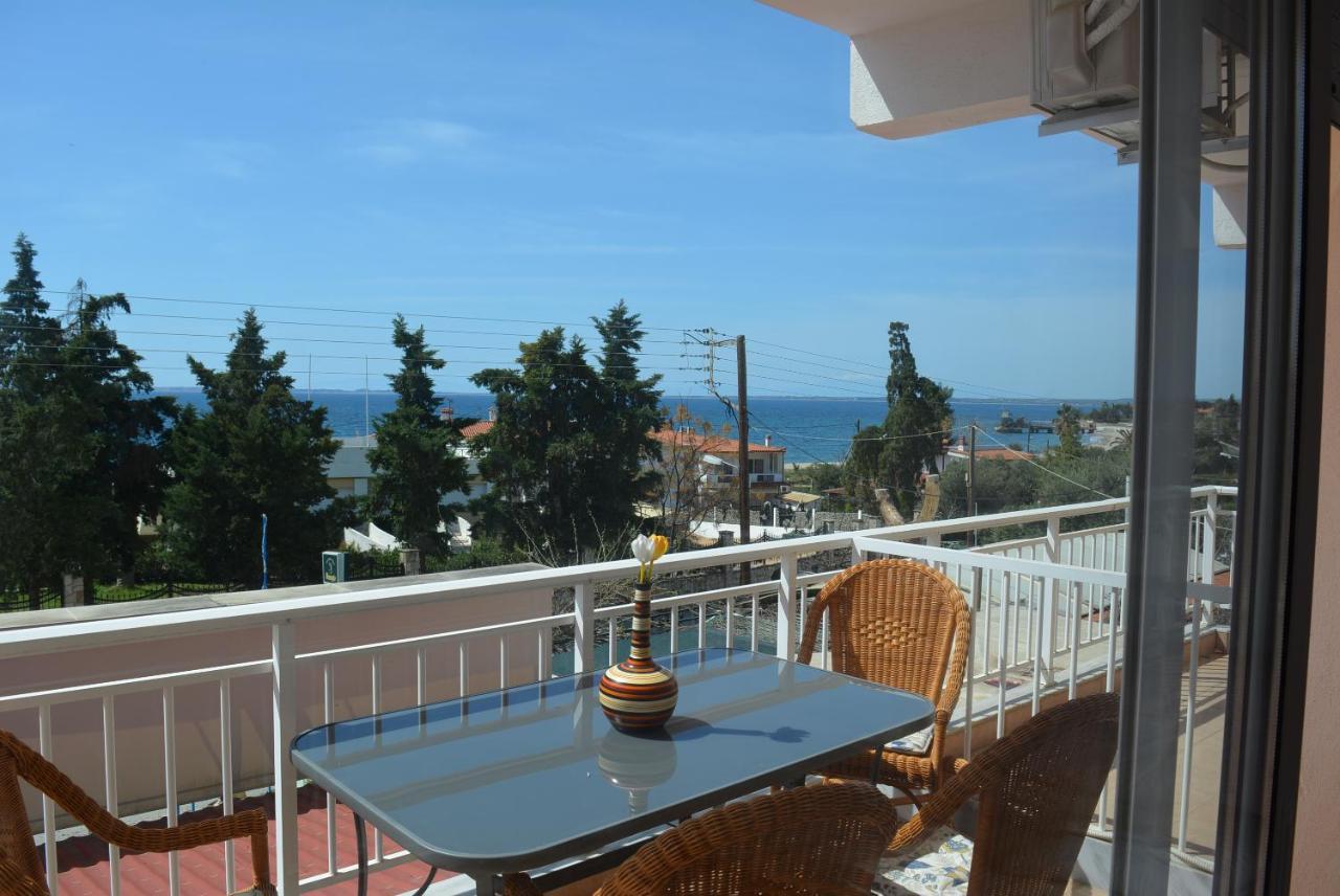 Panos Apartments Gerakini Exterior photo