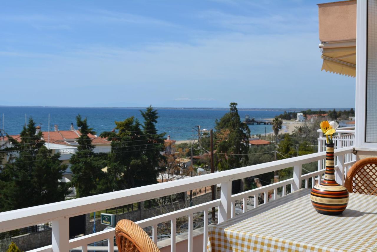 Panos Apartments Gerakini Exterior photo