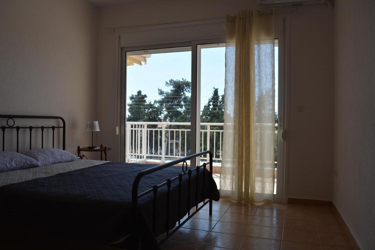 Panos Apartments Gerakini Exterior photo